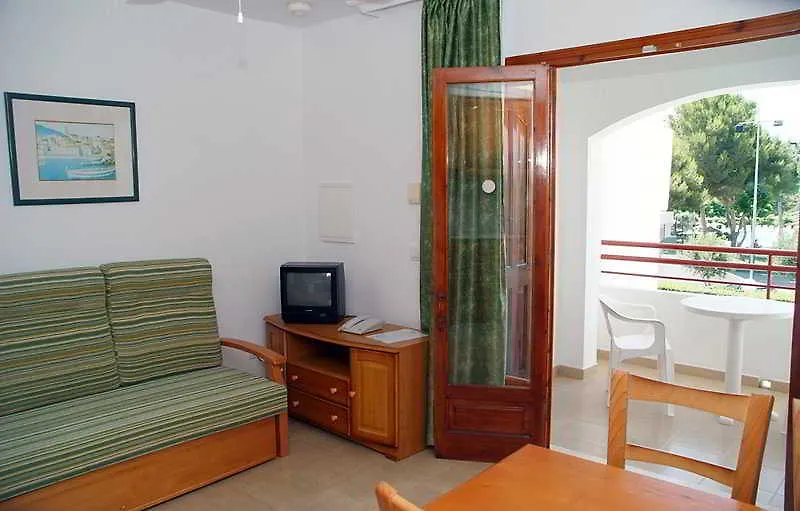 Apartamentos Vista Playa I 칼라 블랑카